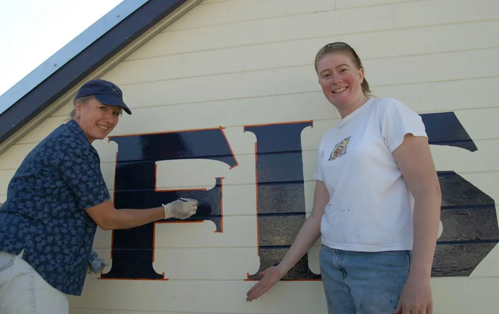 Two of the sign painters